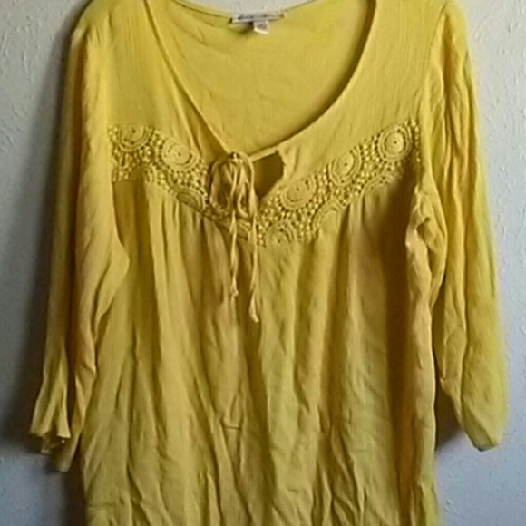 Tops - Final Price Yellow Gauze Fabric Blouse